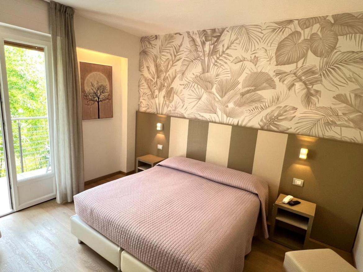 Eco Hotel Ariston 말세진느 외부 사진